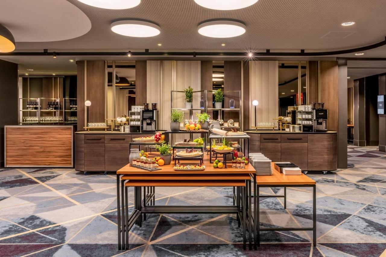 Frankfurt Marriott Hotel Frankfurt am Main Ngoại thất bức ảnh The lounge at the airport
